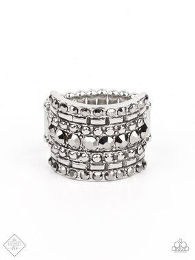 Paparazzi Ring (R192)